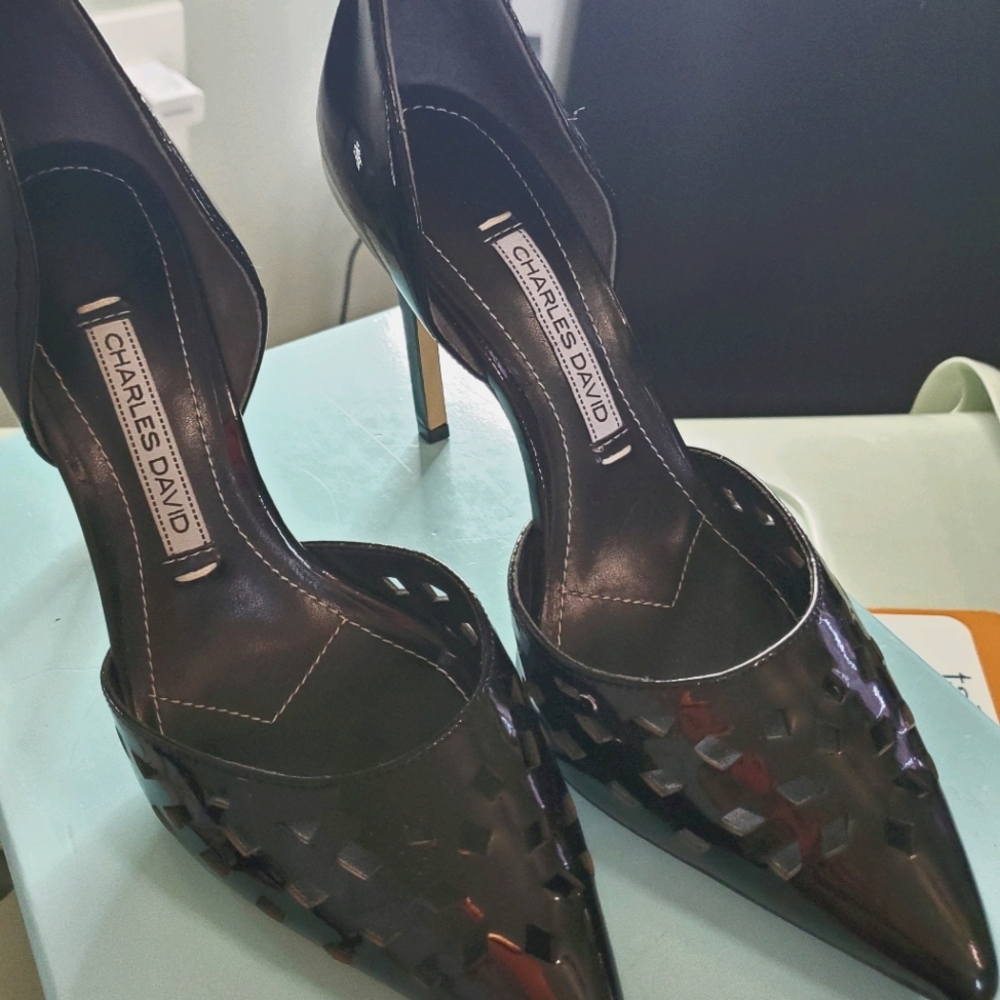 Charles David black heels